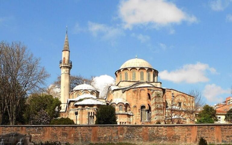 Istanbul: Hagia Sophia, Chora Church, and Balat Tour - Why This Tour Offers Good Value