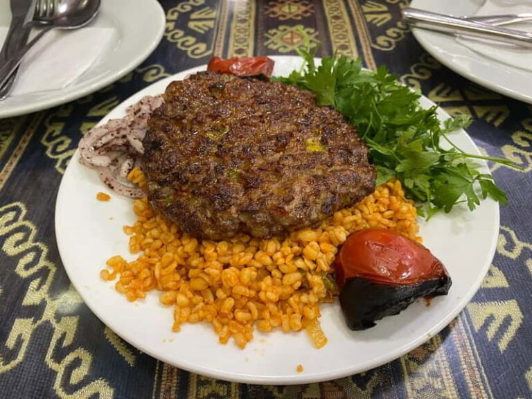 Istanbul: Private Food and City Tour with a Local Host - Why This Tour Offers Great Value
