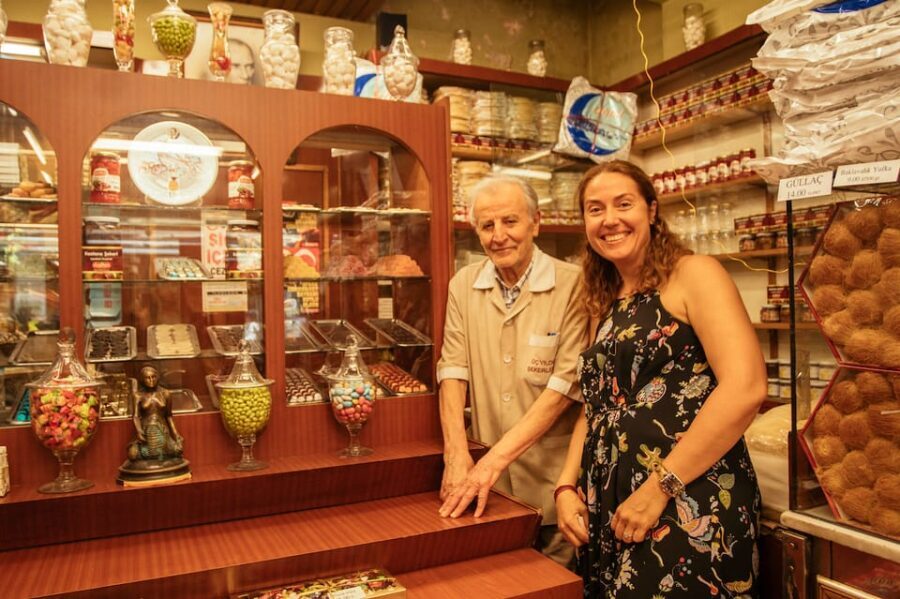 Istanbul: Private Guided Food Tour with 10 Tastings - The Food Quality and Portion Sizes