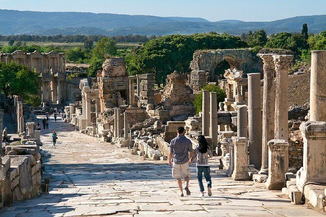 Istanbul to Ephesus Full Day Private Tour with Domestic Flights - What Makes This Tour Stand Out?