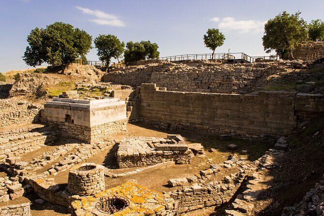 Istanbul to Truva Troy Guided Day Tour with Lunch and Transfers - The Sum Up