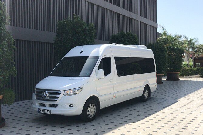 Izmir Airport to Cesme/Alacati, Kusadasi, and Foca Transfers - Who Is This Service Best For?