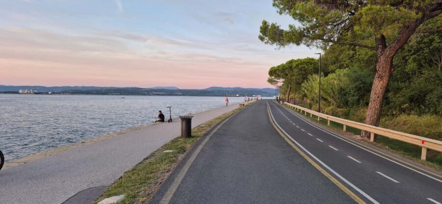 Izola: Sunset Coastal Run to Koper with Local Gift - What the Reviews Say