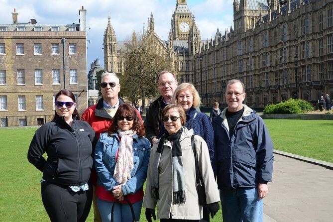 James Bond Ultimate Spy Taxi Tour - What to Expect from the Tour Experience
