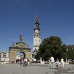 Jasna Gora & Black Madonna Private Tour from Lodz with Lunch - A Closer Look at the Experience