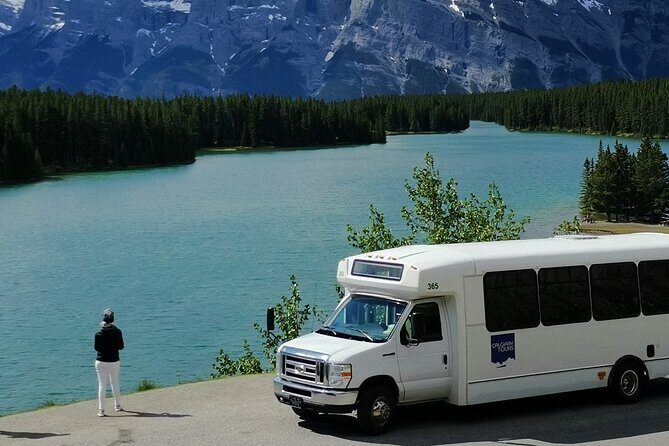 Jasper National Park 2-Day Tour: Maligne Lake & Columbia Icefield - A Deep Dive into the Jasper National Park 2-Day Tour