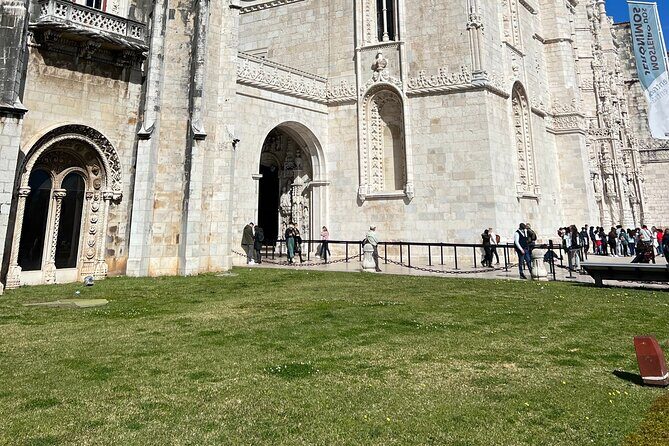 Jeronimos Monastery Guided Tour - Small Groups - Tickets Included - Who Should Book This Tour?