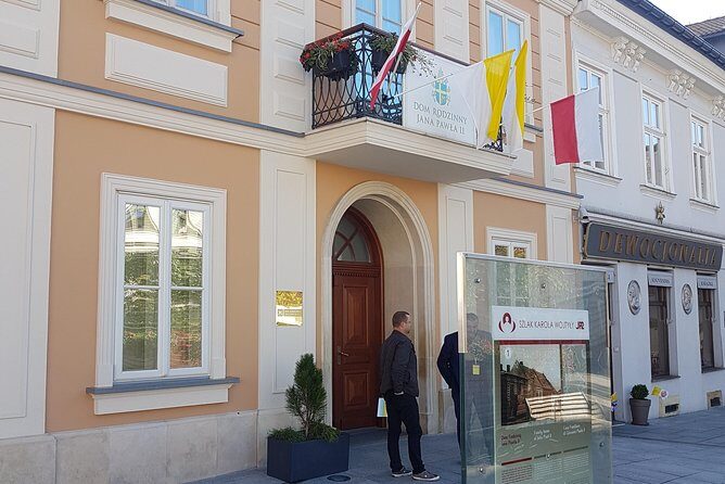John Paul II Family House Museum & Wadowice Tour from Krakow - A Close Look at the Tour Itself