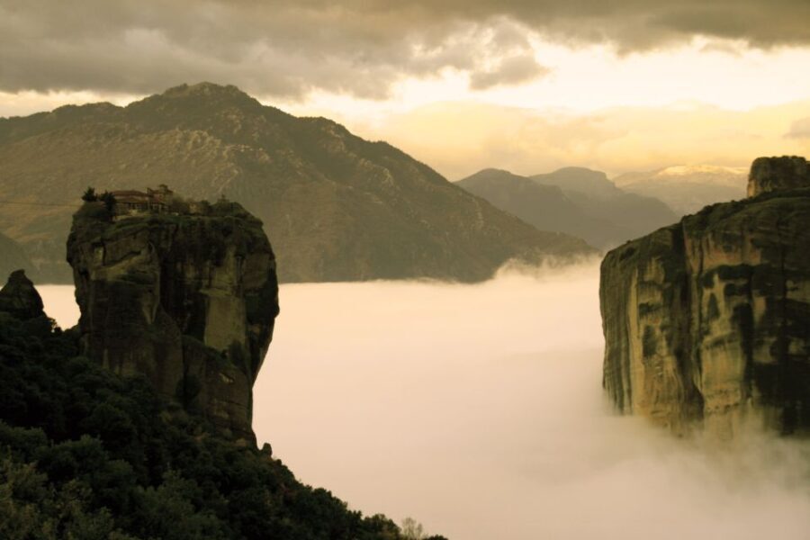Kalabaka: Meteora Monasteries Minibus Tour with Photo Stops - An Insider’s Look at the Meteora Minibus Tour