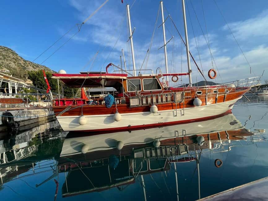 Kalkan: Full-Day Shared Gulet Boat Cruise with Lunch - Why This Tour Is Worth Considering