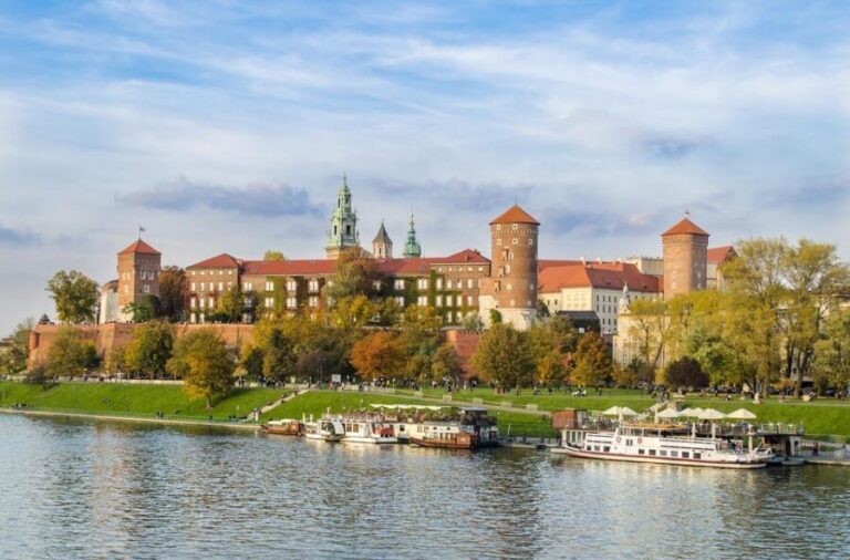 Katowice: trip to Krakow with sightseeing - Who Will Love This Tour?