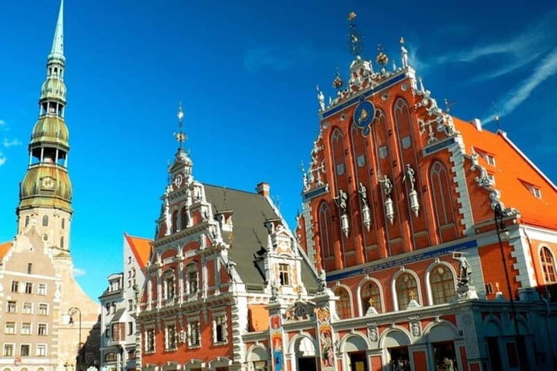 Kaunas : Sightseeing Walking Custom Tour with a Local Guide - Exploring Kaunas: A Deep Dive into the Experience