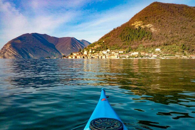 Kayak Trip to Monte Isola, on Iseo lake - A Detailed Look at the Kayak Trip on Lake Iseo