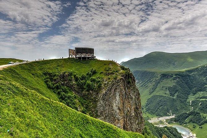 Kazbegi Full-Day Private Tour with Scenic Stops from Tbilisi - What Makes This Tour Worthwhile?