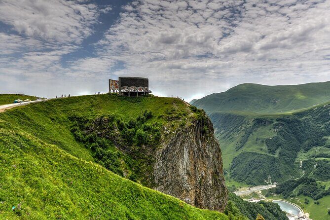 Kazbegi&Gudauri Small group tour including hotel pick up/drop-off - Who Is This Tour Best Suited For?
