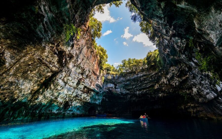 Kefalonia Highlights Robola Winery, Melissani & Fiscardo - A Complete Breakdown of the Kefalonia Highlights Tour