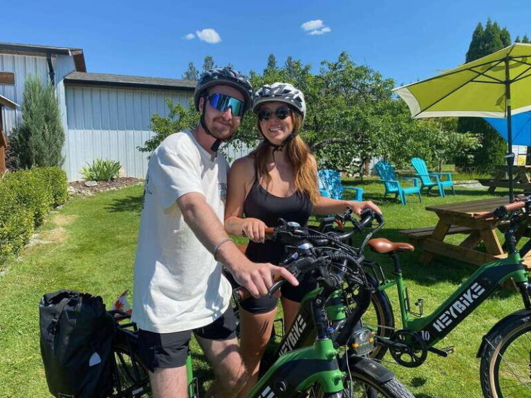 Kelowna: E-Bike Guided Wine Tour with Lunch & Tastings - Who Should Consider This Tour?