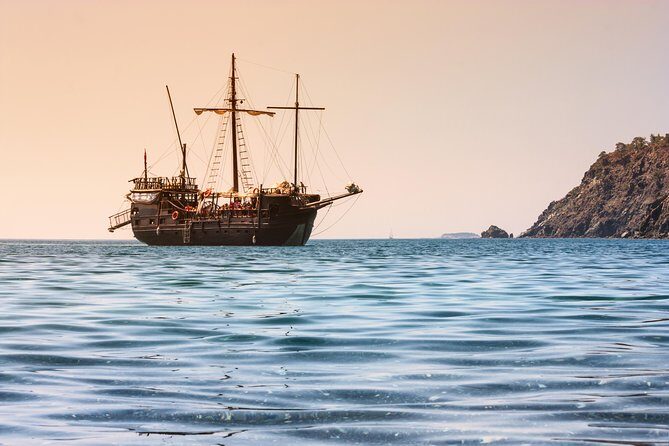 Kemer Pirate Boat Trip with Free Transfer from Antalya - An In-Depth Look at the Kemer Pirate Boat Trip