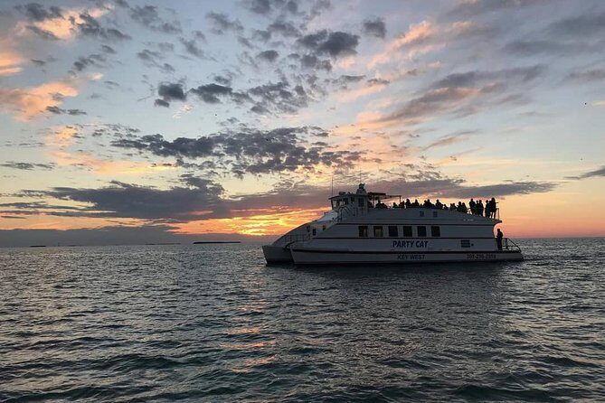Key West Sunset Cruise: Dinner, Live Music & Drinks Included - The Meal: Tropical Buffet with Island Flavors