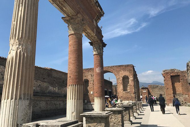 Kids and Family Friendly Pompeii Tour - A Deep Dive into the Pompeii Kids and Family Tour