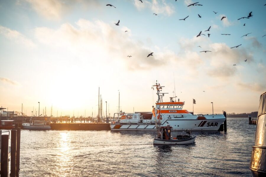Kiel: City Highlights Express Walking Tour with a Local - What the Experience Offers for You