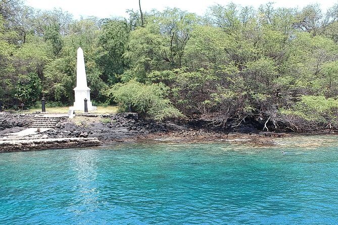 Kona Snorkeling: Beat the Crowd to Kealakekua Bay - In-Depth Review: Why This Tour Stands Out