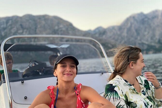 Kotor Sunset Group Tour: Lady of the Rocks and Perast(1.5hr) - What Makes This Tour Stand Out?