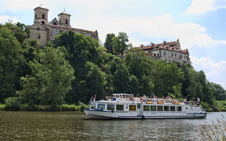 Krakow: 4,5-hours Sightseeing Cruise to Tyniec - A Detailed Look at the Krakow: Cruise to Tyniec Experience