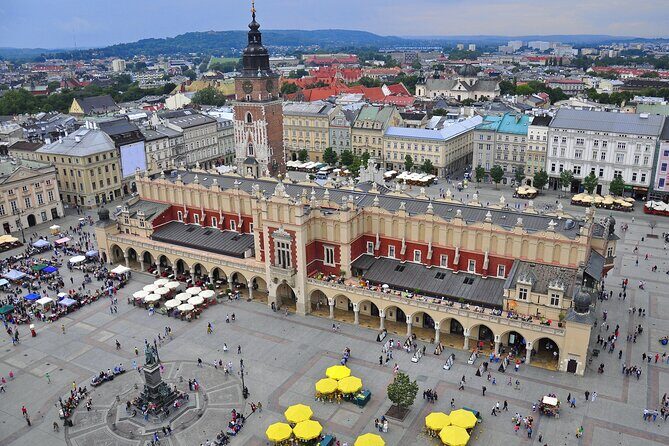 Krakow Airport Private Transfer from City Center to Airport - The Detailed Experience: What to Expect