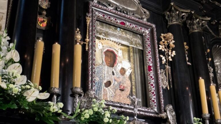 Krakow: Black Madonna of Czstochowa & Home of John Paul II - Why This Tour Works for Travelers