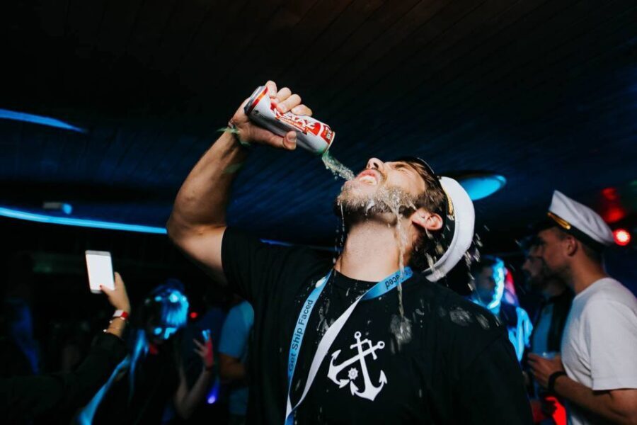 Krakow: Boat Party with Unlimited Drinks - Why This Tour Stands Out