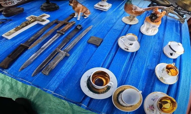 Kraków CommunistFleaMarketTour+CollectorsBoost - Why We Love This Experience