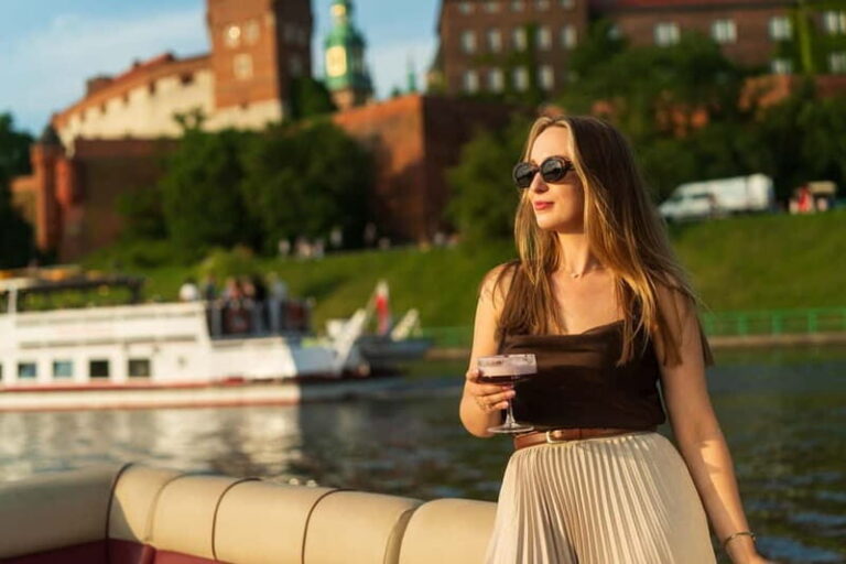 Krakow: Evening Sightseeing Cruise with Drink - Who Will Love This Experience?