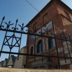 Krakow: Jewish Quarter Guided Walking Tour - Who Should Consider This Tour?