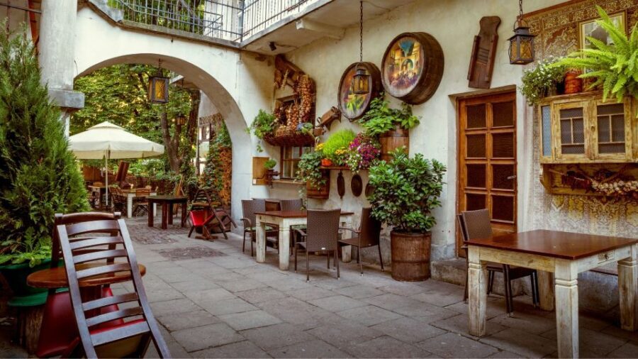 Krakow: Kazimierz Jewish District Private Guided Tour - What Makes This Tour Stand Out?