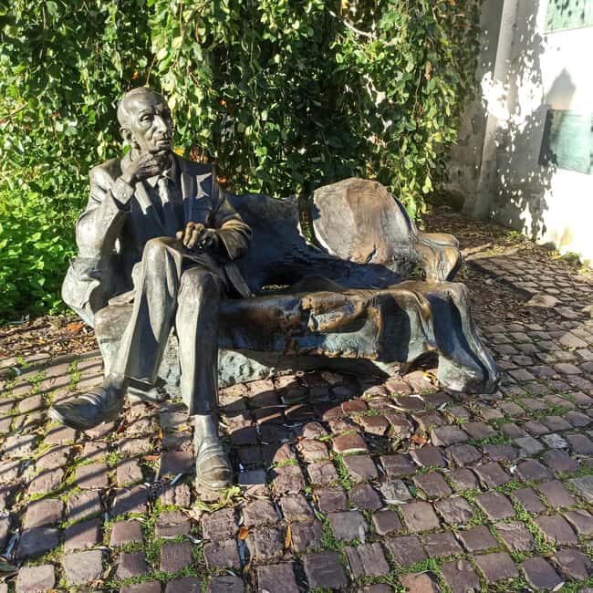 Krakow: Kazimierz Jewish Quarter Guided Walking Tour - Why This Tour Offers Great Value