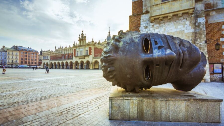 Krakow: Old Town Audio-Guided Walking Tour with Headset - A Deep Dive into the Krakow Old Town Audio Tour