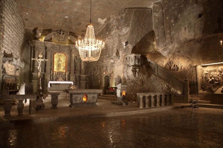Krakow: River Cruise and Wieliczka Salt Mine Group Tour - The Experience in Detail
