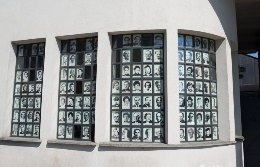 Krakow: Schindler's Factory, Jewish Ghetto, & Salt Mine Tour - What Makes This Tour Stand Out