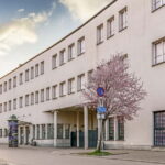 Krakow: Short Cruise and Schindler's Factory Guided Tour - In-Depth Look at the Itinerary