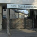 Krakow: Skip the line Oskar Schindlers Museum Private Tour - What’s Included and What to Keep in Mind