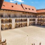 Krakow: Skip-the-Line Wawel Castle and Hill Guided Tour - An In-Depth Look at the Wawel Castle Guided Tour