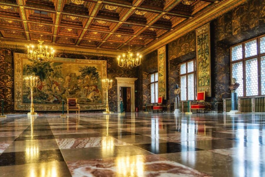 Krakow: Skip-the-Line Wawel Castle Royal Apartments Tour - Who This Tour Is Best For
