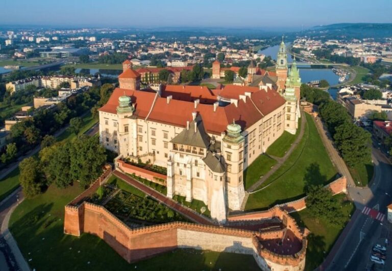 Krakow: Wawel Castle and Cathedral Guided Tour - Why You Should Consider This Tour
