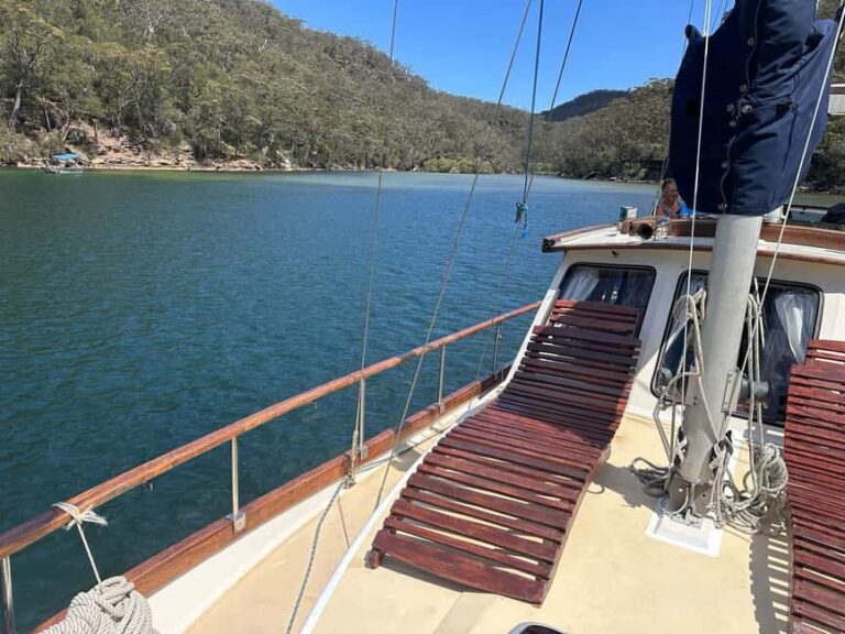 Ku-ring-gai National Park: Private Boat Tour - Discovering Ku-ring-gai National Park from the Water