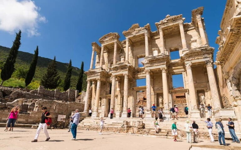 Kusadasi: Ephesus & House of Mary Small Group Tour w/Lunch - A Closer Look at the Experience