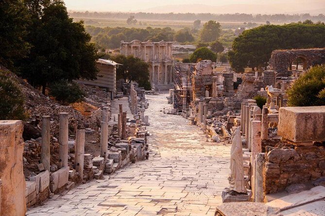 Kusadasi Shore Excursion: Ephesus Sightseeing Tour with Lunch - Why This Tour Works Well