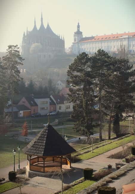 Kutna Hora: Historical Center and Sedlec Ossuary Tour - Exploring Kutna Hora: The Highlights in Detail