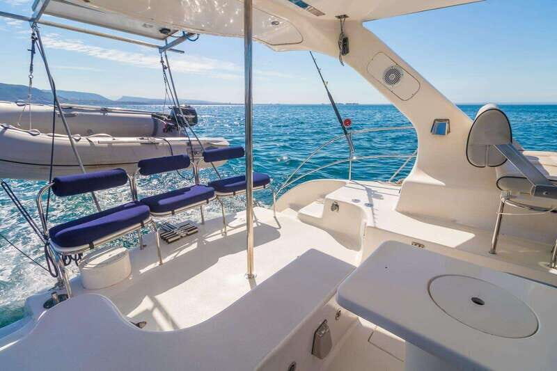 La Paz: Private catamaran to sloop with food and beverages included - A Closer Look at the La Paz Catamaran Tour