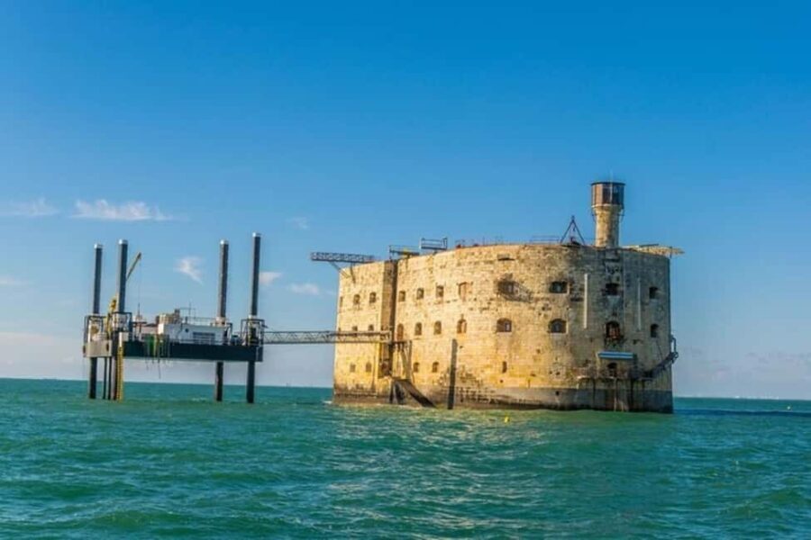 La Rochelle : Private Custom Walking Tour With a Local Guide - FAQ